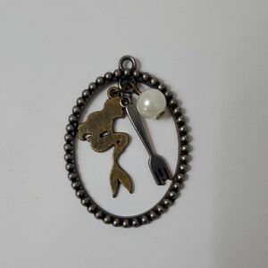 Little Mermaid Necklace Pendant (Costume Jewelry)